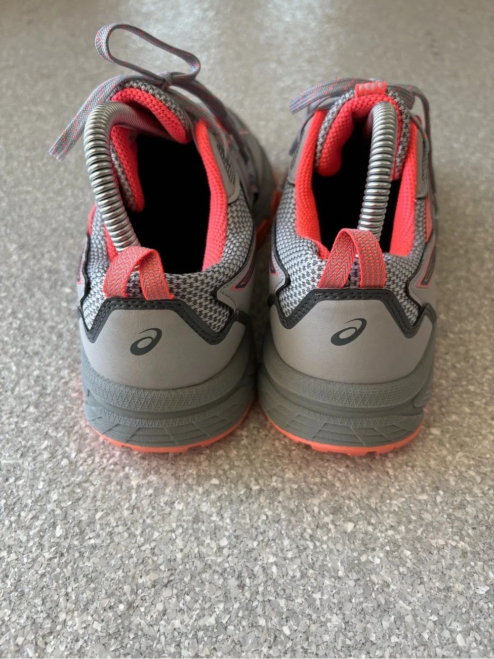 ASICS Gel-Venture 8 running shoes women’s size 8.5